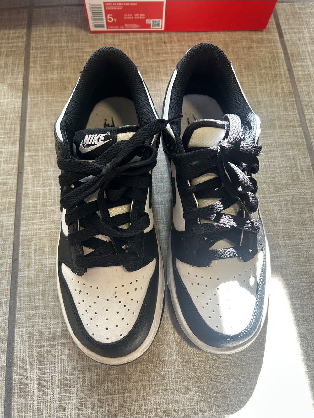 Nike Kids Black and White Low-Top Sneakers - Youth
